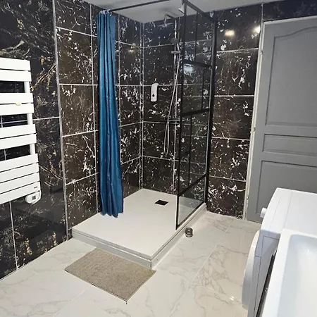 Apartment Le Concorde-wifi-clim-parking-3etoiles-ockeys Bram